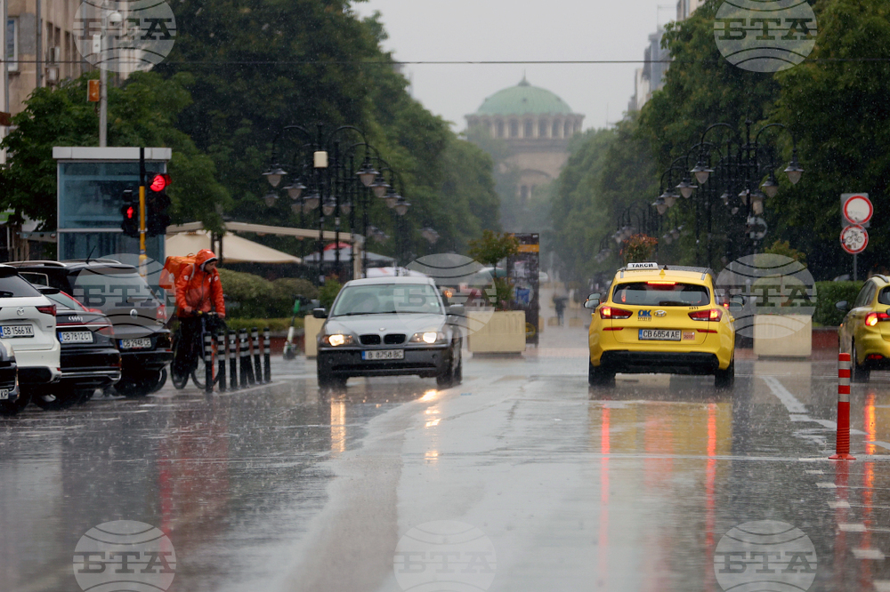 Столица - ежедневие - дъжд
