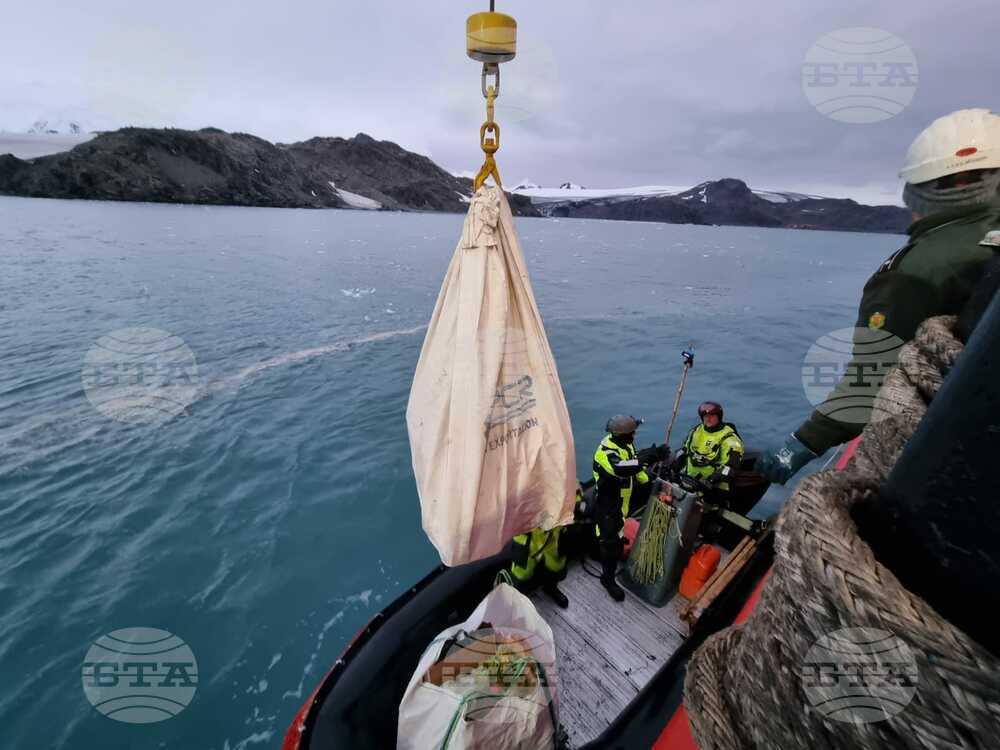 Day 50: Cargo Unloading from Sv. Sv. Kiril i Metodii Continues at Full Spate