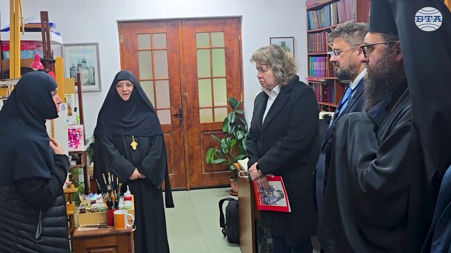 Участниците в 20-ата Световната среща на българските медии посетиха музея на Клисурския манастир