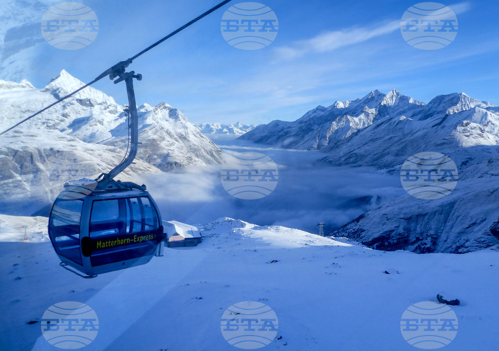 Switzerland Dead Skiers