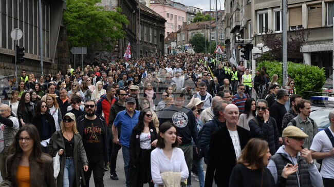 Serbian Students Announce Near-Complete Civil Candidate List for Early Elections