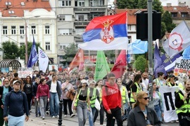 Сърбия - протест