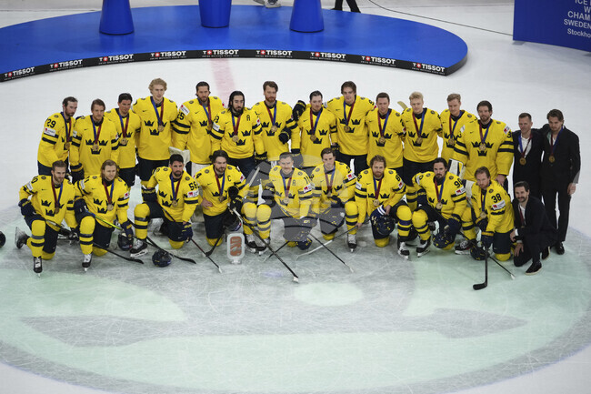 Швеция печели бронзовите медали на Световното първенство по хокей на лед