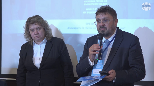 Най-хубавото в погледа на сънародниците ни в чужбина към България е, че гледат с повече любов, каза Кирил Вълчев