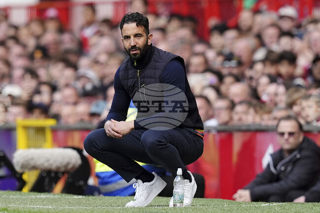 Рубен Аморим обяви, че новото попълнение Бенямин Шешко може да играе за Манчестър Юнайтед в неделя