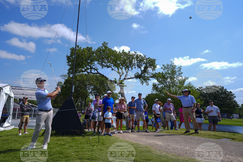 Colonial Golf