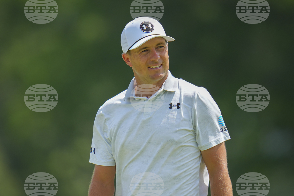 Colonial Golf