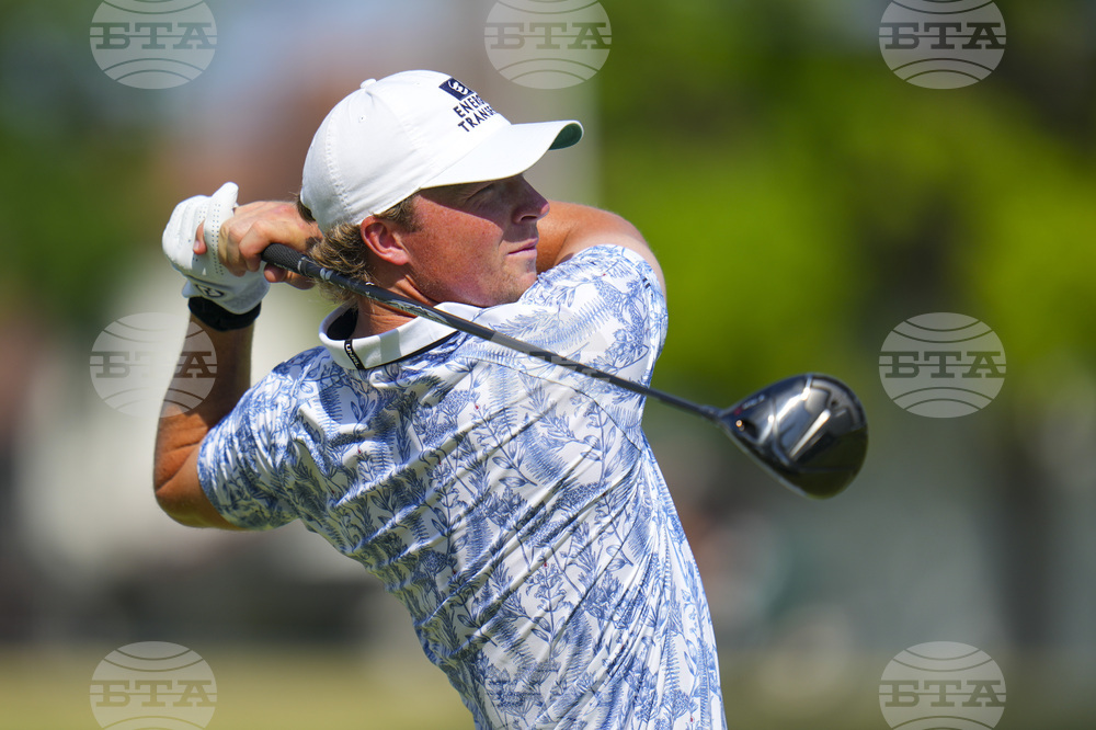 Colonial Golf