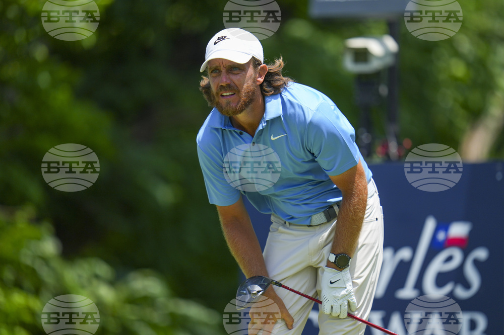 Colonial Golf