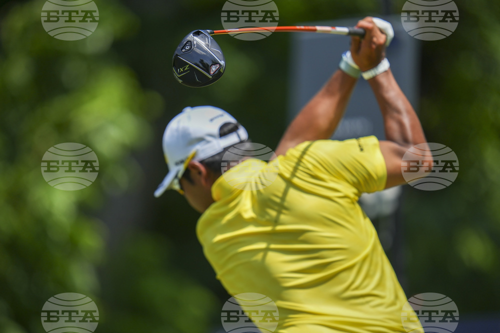 Colonial Golf