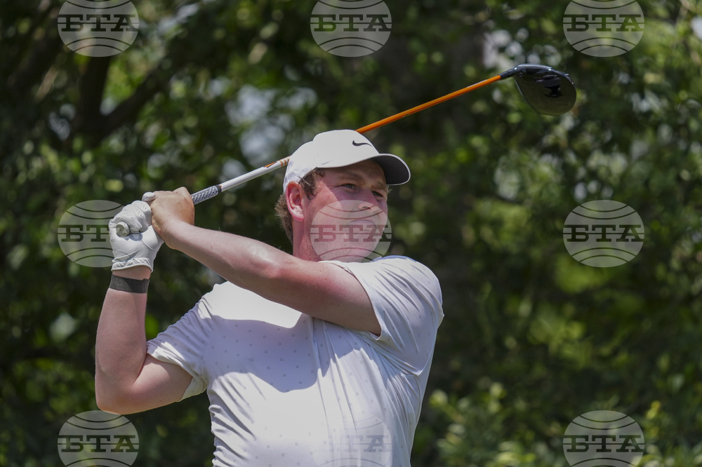 Colonial Golf