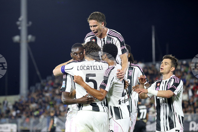 Ювентус победи Венеция и ще играе в Шампионската лига през следващия сезон