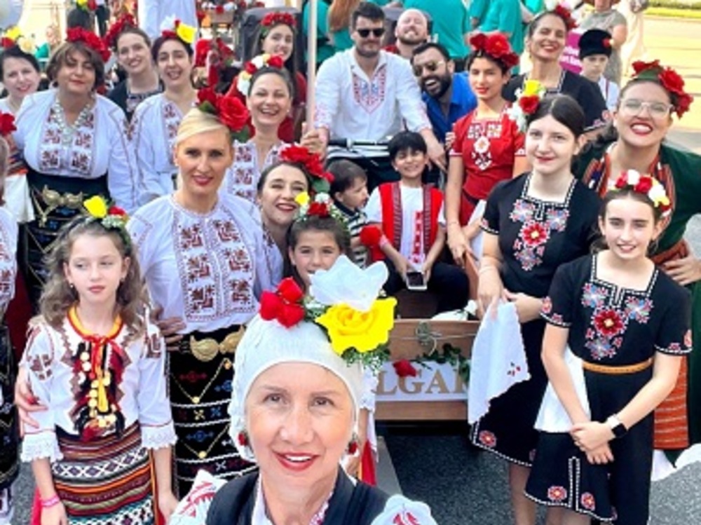 Фолклорна група "Българи“ представи страната ни на Мумба парада в Мелбърн