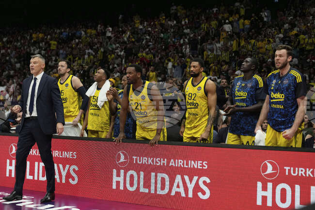 Фенербахче планира да играе мачовете си срещу израелските отбори от Евролигата извън Турция