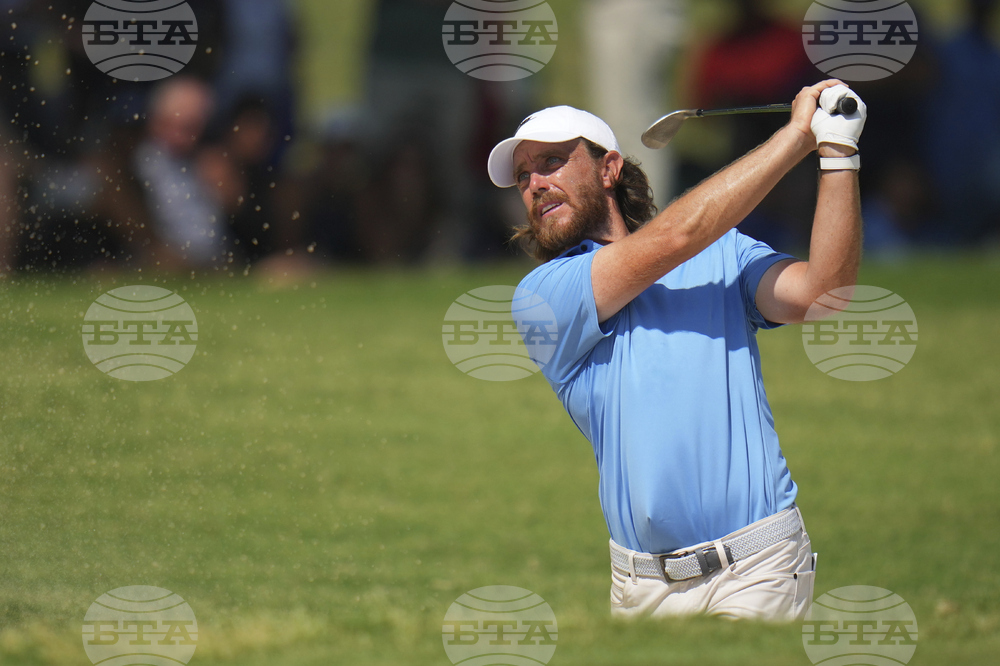 Colonial Golf