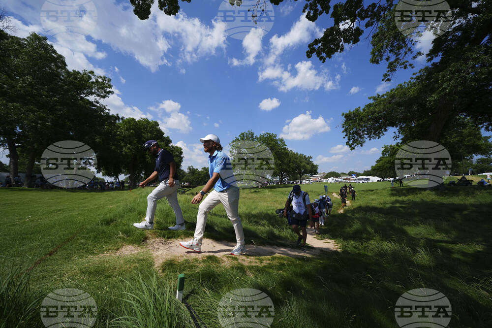 Colonial Golf