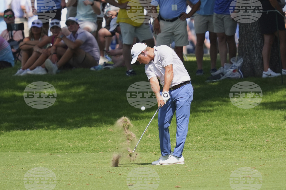 Colonial Golf