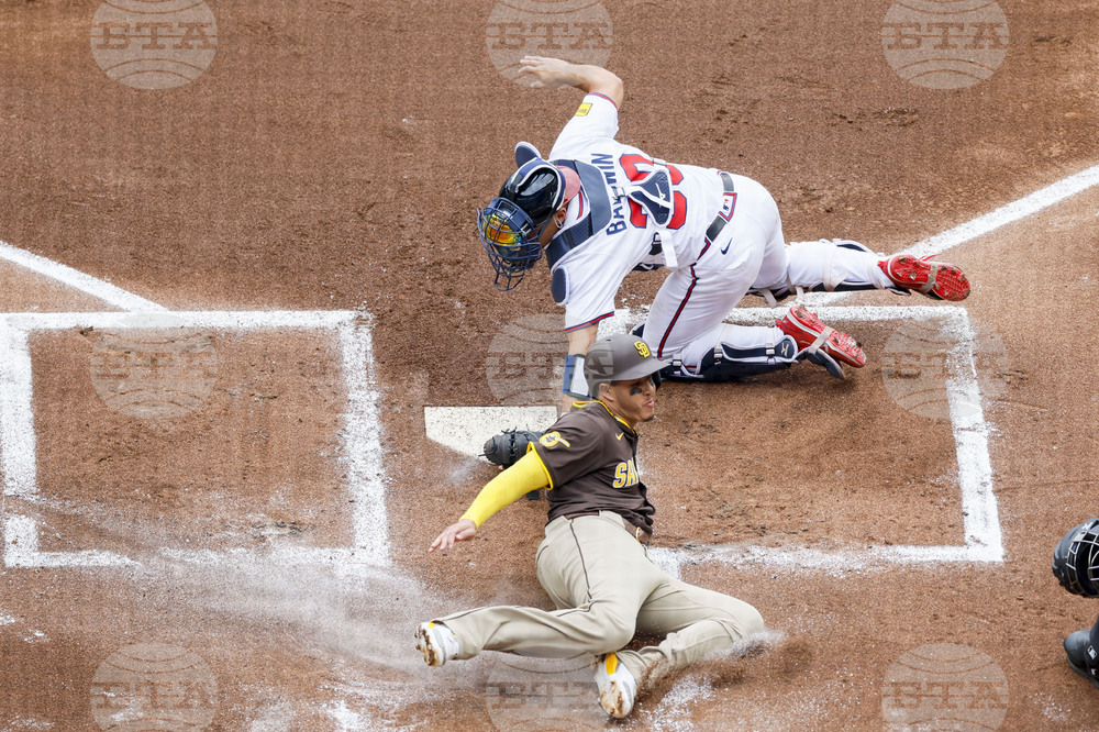 Padres Braves Baseball