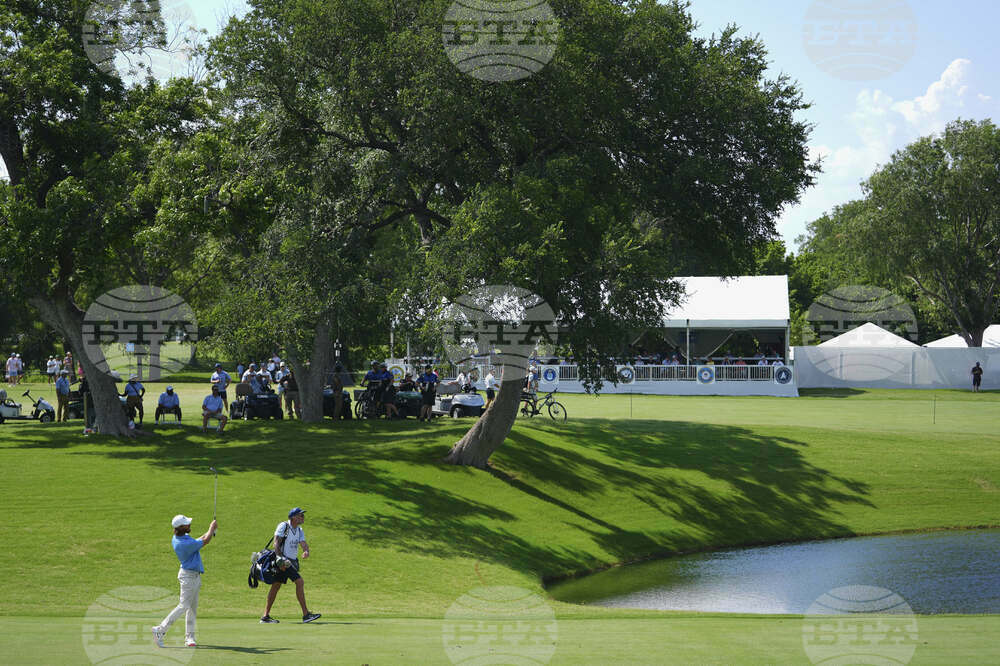 Colonial Golf