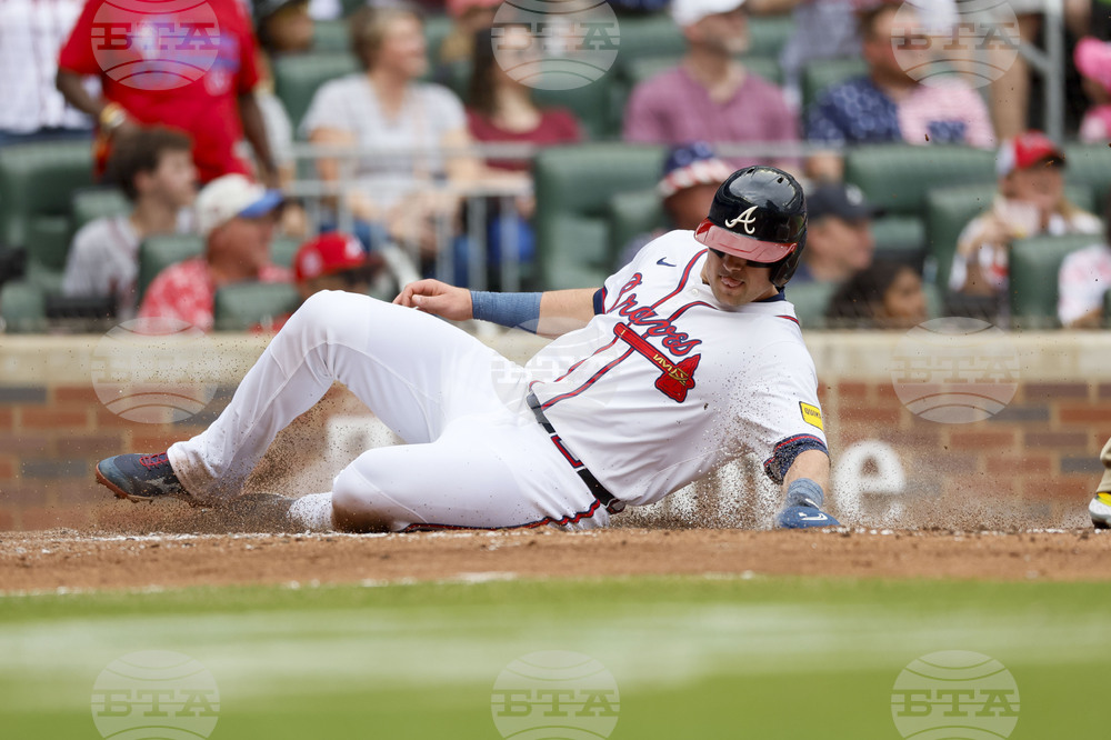 Padres Braves Baseball