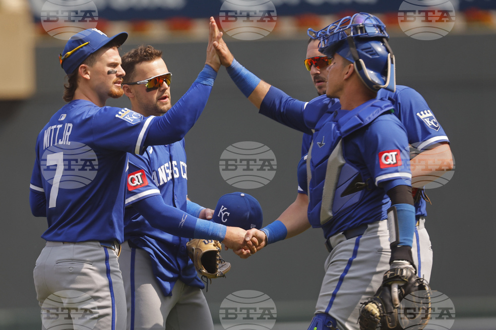 Royals Twins Baseball