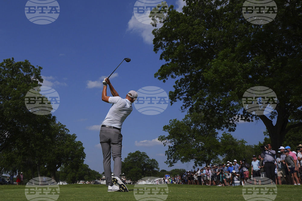 Colonial Golf