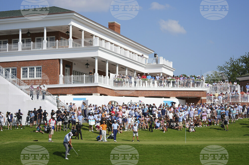 Colonial Golf