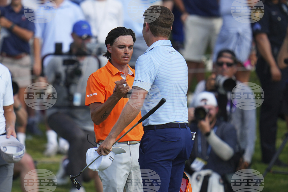 Colonial Golf