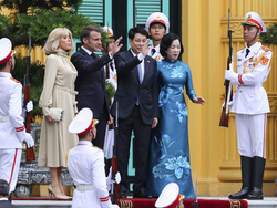 Vietnam France