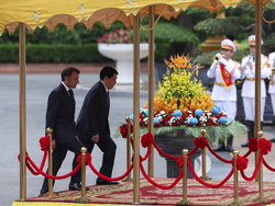 Vietnam France