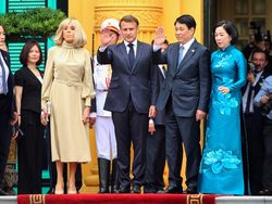 Vietnam France