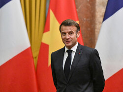 Vietnam France