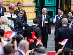 Vietnam France
