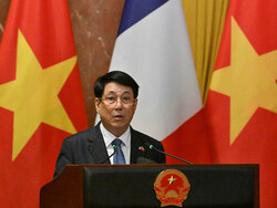 Vietnam France