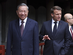 Vietnam France