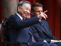 Vietnam France