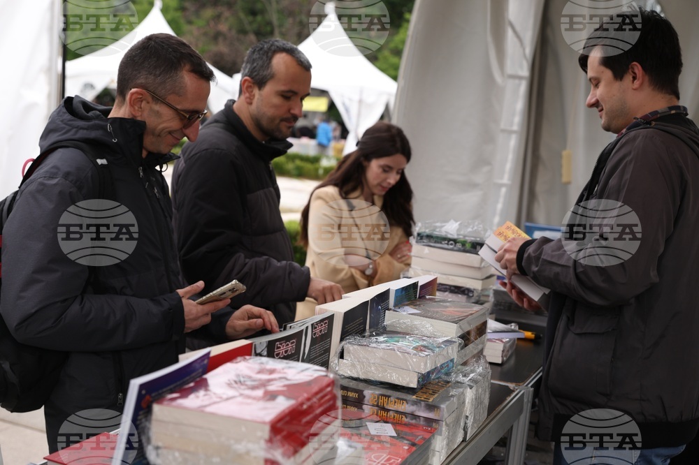 Пролетен панаир на книгата - откриване