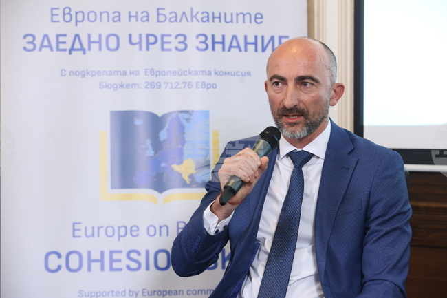 Обезлюдяването е най-голямото предизвикателство, с което трябва да се преборим, заяви Цветан Спасов, ръководител на Управляващия орган на Програма „Развитие на човешките ресурси“