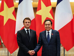 Vietnam France
