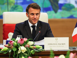 Vietnam France