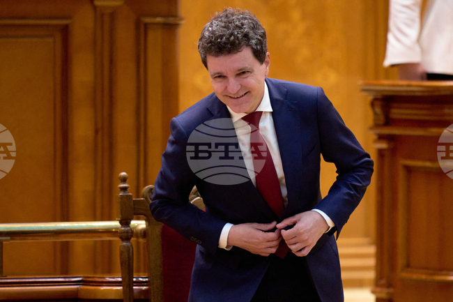 Президентът на Румъния Никушор Дан започва от утре неофициални консултации за съставяне на правителство