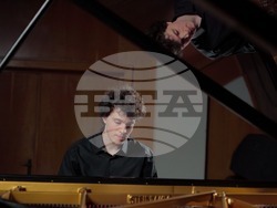 Никола Богомилов дебютира в „Софийски музикални седмици“. Снимка: Личен архив