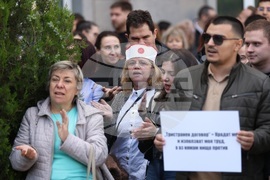 Министерство на здравеопазването - студенти и медицински специалисти - протест