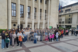 Бургас - протест - здравни работници