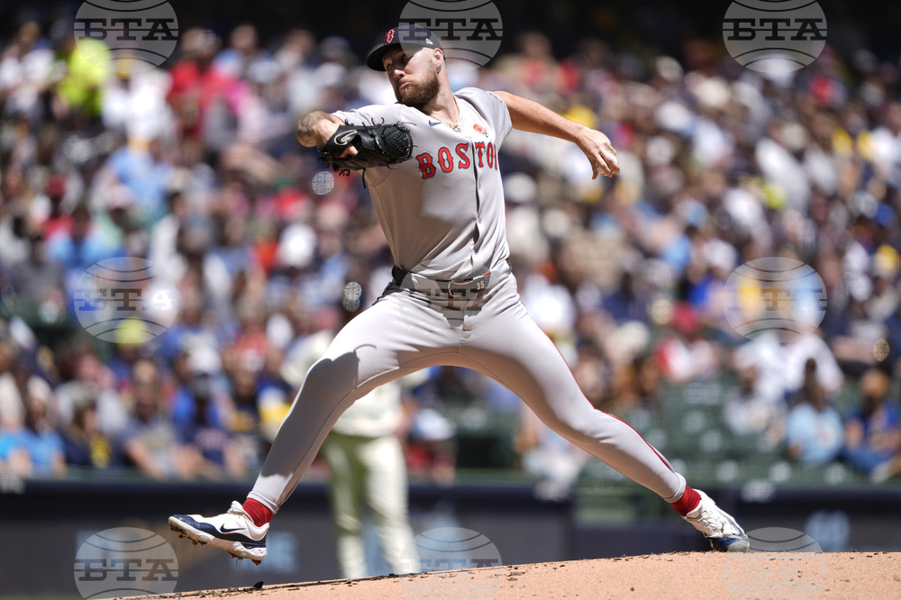 Red Sox Brewers Baseball