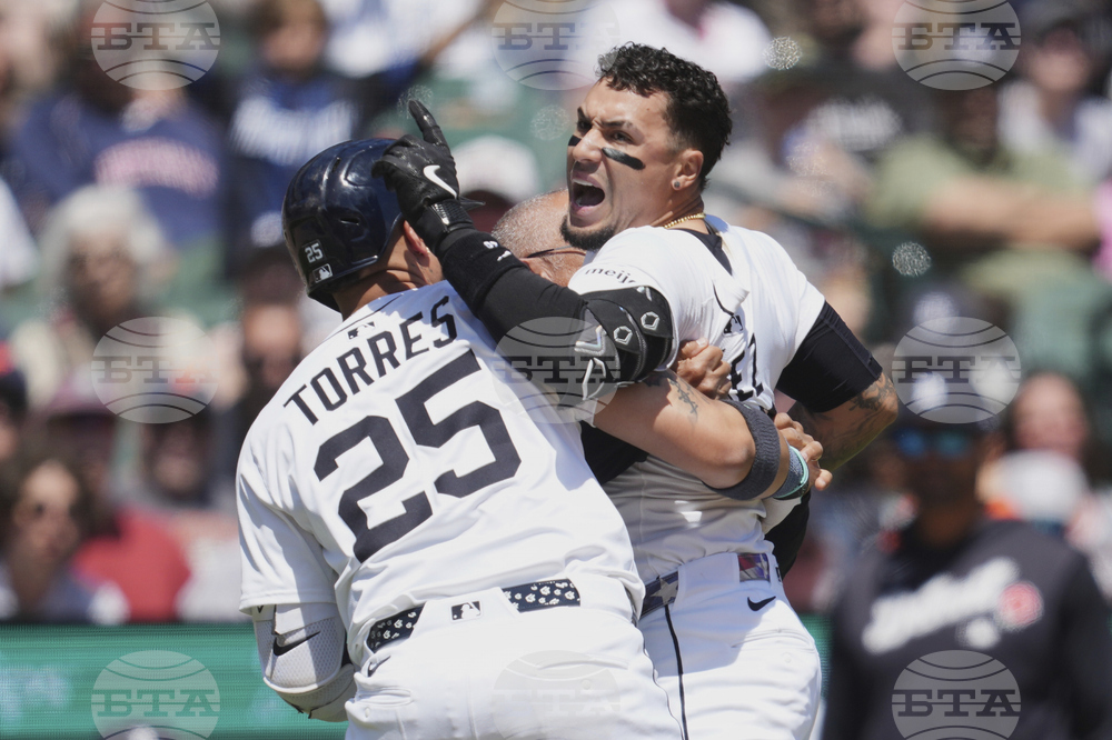 Giants Tigers Baseball