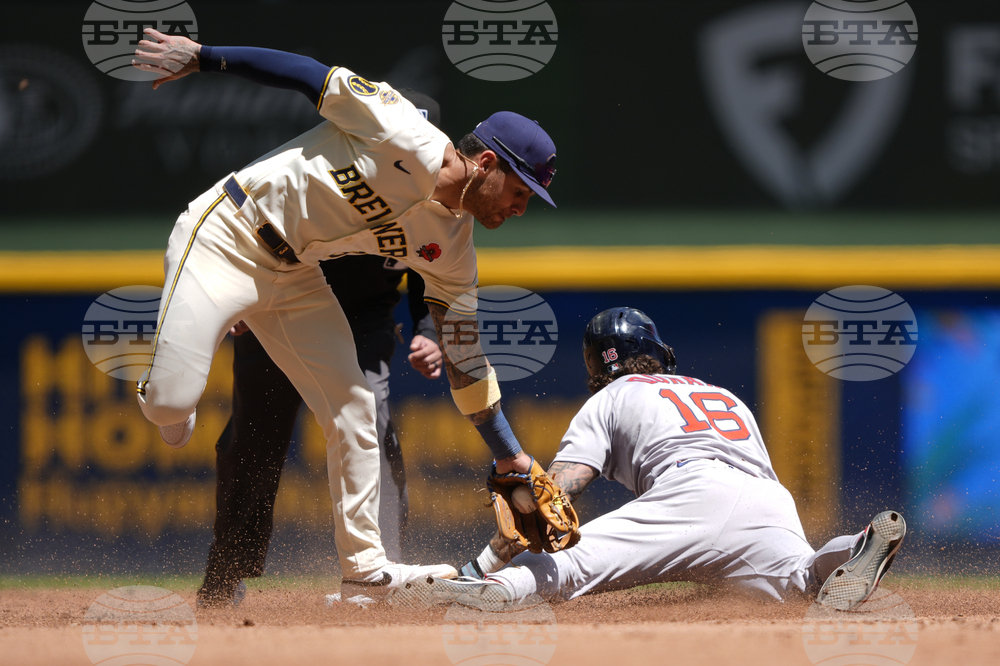 Red Sox Brewers Baseball