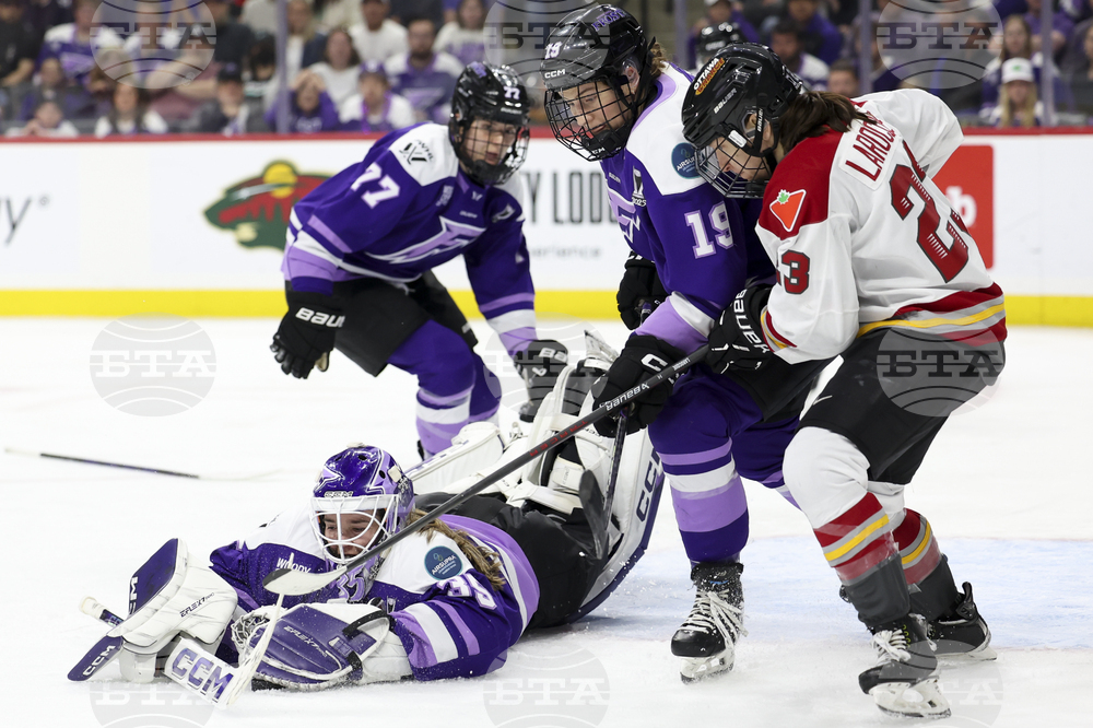 PWHL Charge Frost Hockey