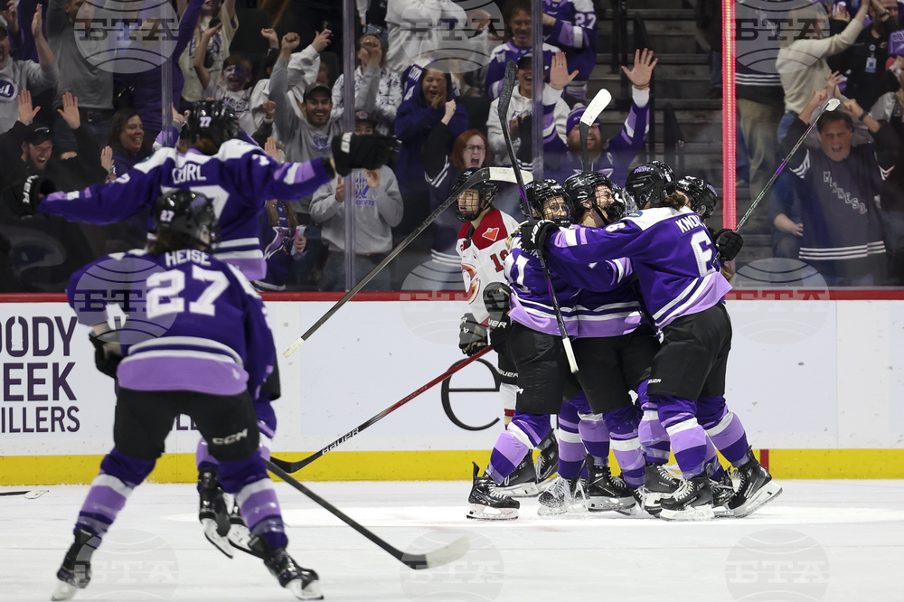 PWHL Charge Frost Hockey
