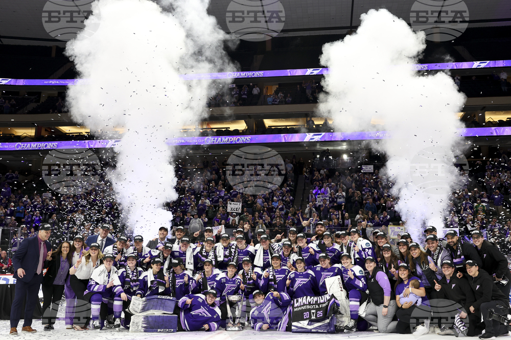 PWHL Charge Frost Hockey